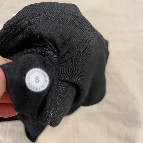 black lululemon bra - Picture 3 of 3